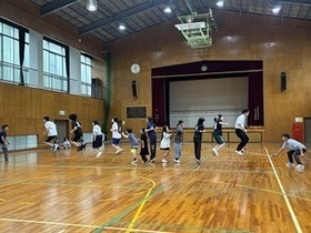 大縄跳びの様子4