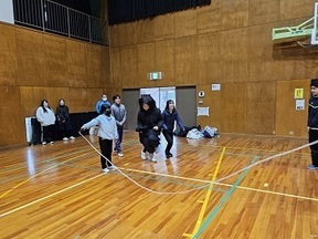 大縄跳び１