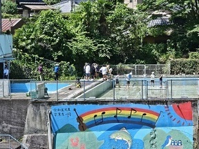 プール清掃