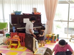 子育てサークル