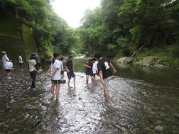 川遊び