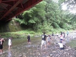 川遊び