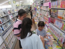 本の収穫祭