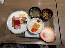 朝食