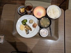 朝食