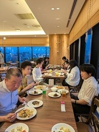 夕食