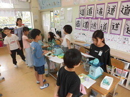 1年生を迎える会の様子4