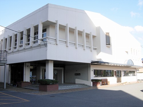 中央公民館外観