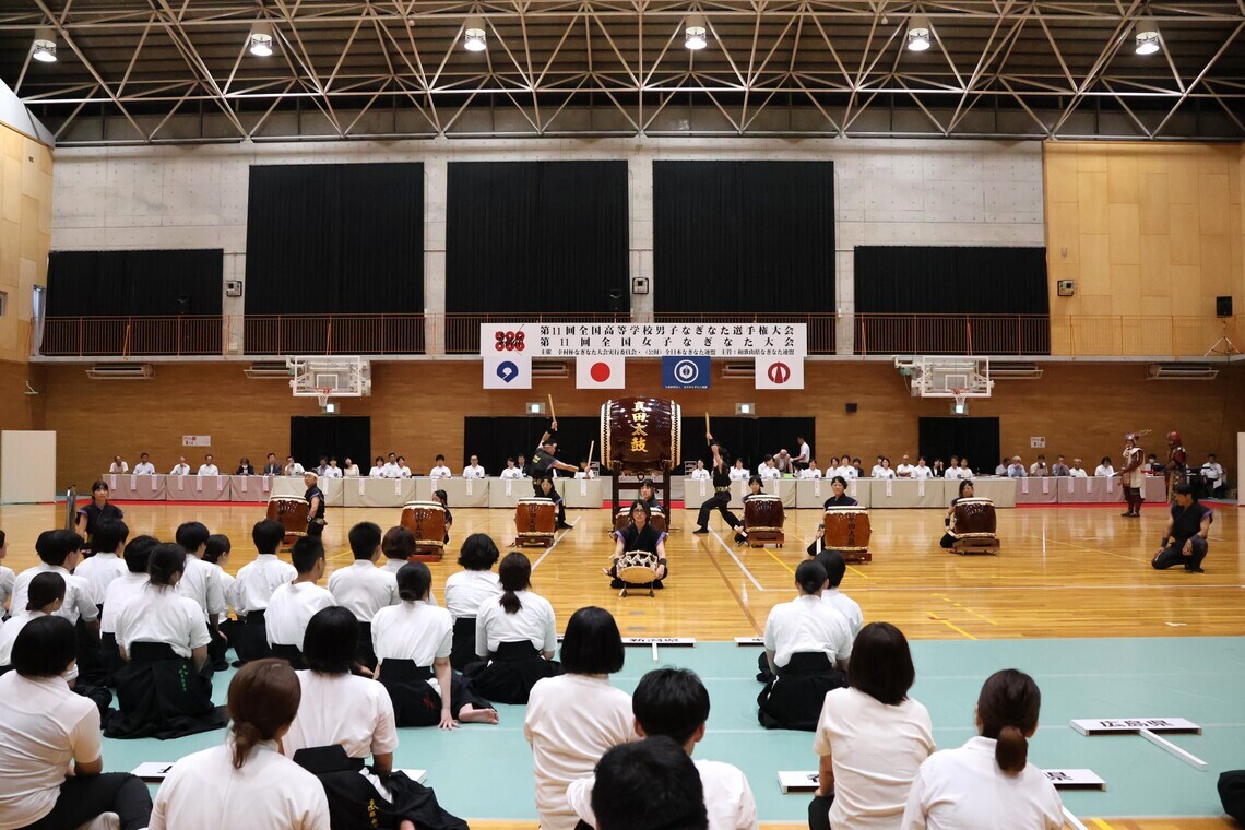 公開演技